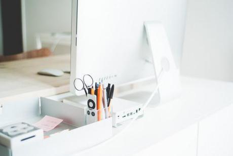 Nordic-Bliss-white-bright-living-room-Benjamin-Bergh-Swedish-Photographer-work-desk A Photographer’s home: Benjamin Bergh