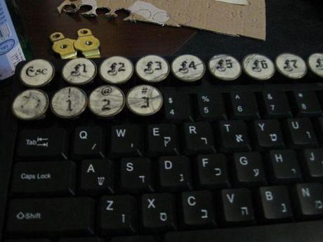 steampunk-keyboard-diy-3