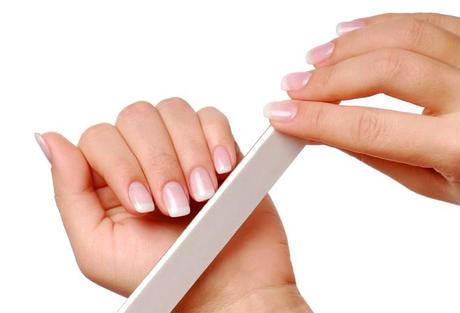 Quick Fix for Your Chipped Nails Quick Fix for Your Chipped Nails