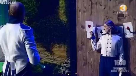 Watch: This Terrible Knife Thrower Almost Kills His Assistant knife-throw-guy