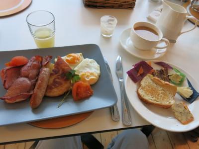Staying at Cairn Bay Lodge, Bangor, Northern Ireland My Ulster Fry without mushrooms!