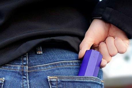 CES 2015 – Zolt Universal Laptop Charger & USB Dock CES 2015 - Zolt Universal Laptop Charger & USB Dock