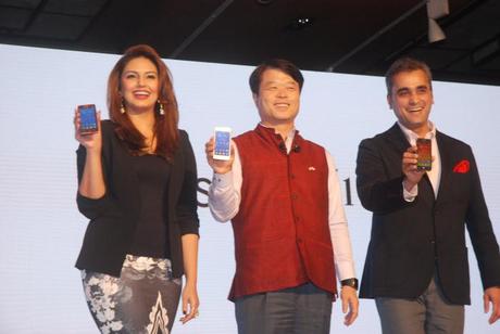 Launch of Samsung Z1 - Tizen based Smartphone