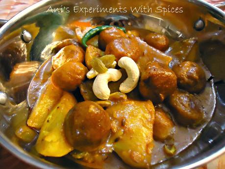 Chhanar/Paneer Kofta Curry (Cottage Cheeseballs Curry)