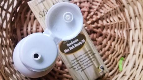 Shudhvi Sun-Jeevani Handmade After-Bath Oil Review Shudhvi Sun-Jeevani Handmade After-Bath Oil Review