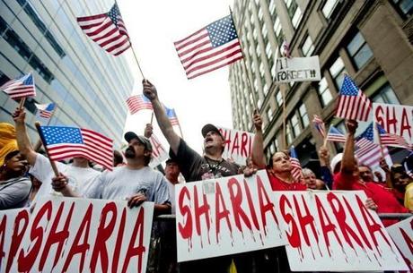 US Governor Warns Of Muslim 'Invasion' Of US With Sharia 'Colonization'