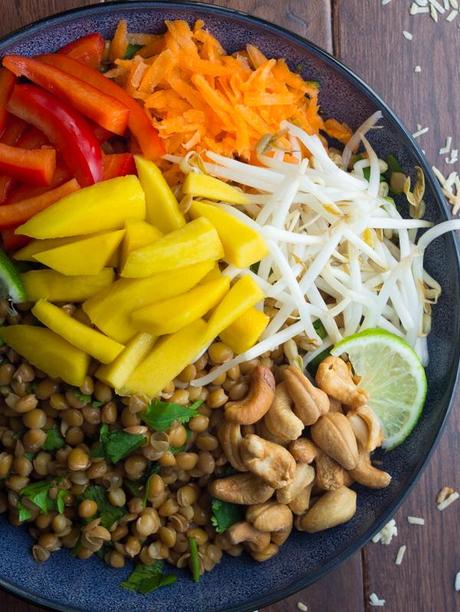 TROPICAL LENTIL LUNCH BOWLS WITH COCONUT-LIME DRESSING Tropical Lentil Bowls with Mango and a Coconut-Lime Dressing