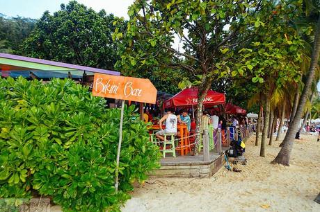 Where to Eat and Drink in Sentosa: Coastes and Bikini Bar