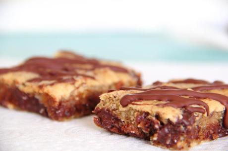Fudgy Chickpea Blondies | Vegan Vegan Chickpea Blondies with Chocolate Topping | The Tofu Diaries