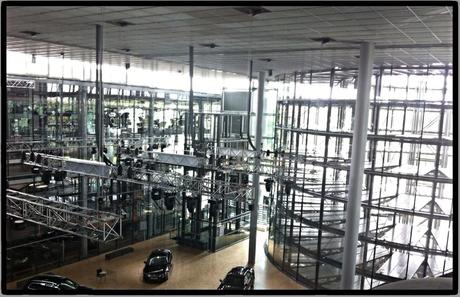 Volkswagen transparent factory ( Gläserne Manufaktur) Lennéstraße 1, 01069 Dresden, Germany BMW transparent factory Gläserne Manufaktur dresden Germany