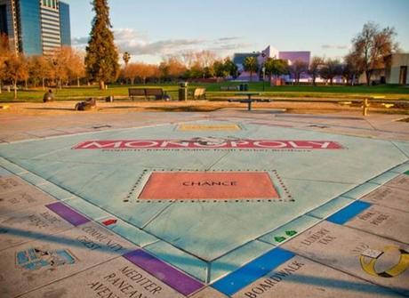 Top 10 Best Ways To Enjoy Playing Monopoly Top 10 Best Ways To Enjoy Playing Monopoly