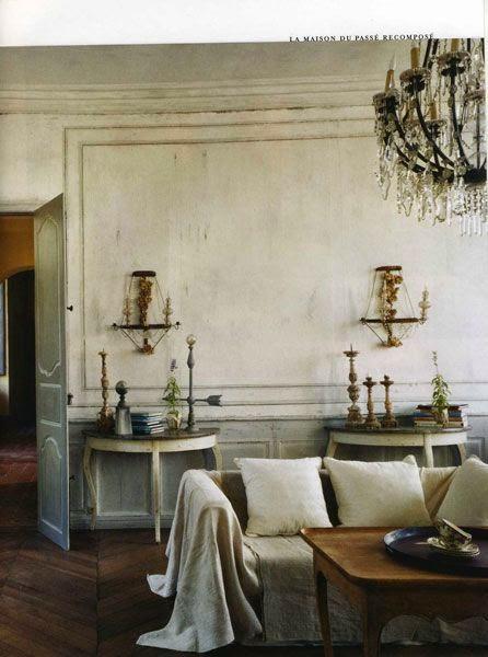Dark and Moody Winter Rooms vs. Pops of Color for Spring Dark and Moody Winter Rooms vs. Pops of Color for Spring