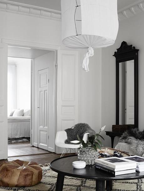 The cozy scandinavian home of Ulrika Randel The cozy scandinavian home of Ulrika Randel | Photo by Christopher Johnsson, styling by Pella Hedeby for Residence magazine