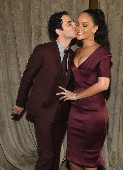 Rihanna Attends Zac Posen’s Mercedes Benz Fashion Show Rihanna Attends Zac Posen’s Mercedes Benz Fashion Show