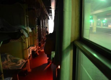 Zhangjiajie Travel Guide (China) Hard Sleeper Train, Long Distance Travel in China Beginners