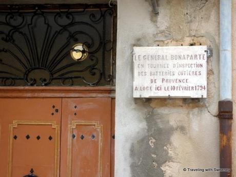 Rue du Général Bonaparte -- Napolean slept here!