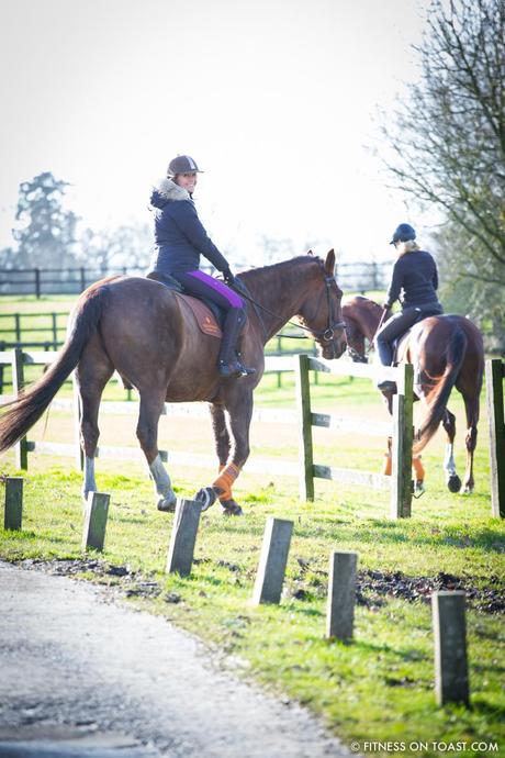 Fitness On Toast Faya Blog Girl Healthy Workout Idea Riding Coworth Park Equestrian Center Horse Fit Health Calorie Burn Muscle Tone Benefits of Riding-9