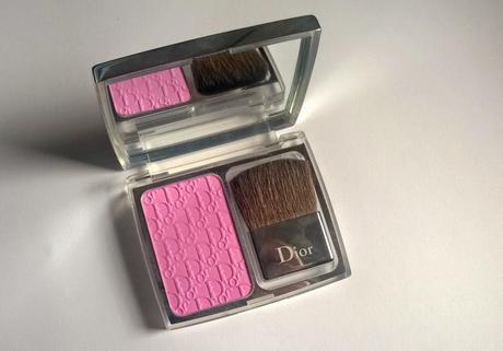 DIOR ROSY GLOW - THE ONLY BLUSH YOU NEED DIOR ROSY GLOW - THE ONLY BLUSH YOU NEED