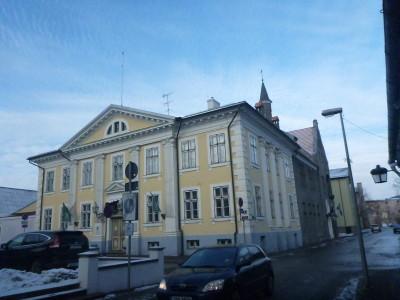 Backpacking in Estonia: Top 17 Sights in Parnu Parnu Town Hall