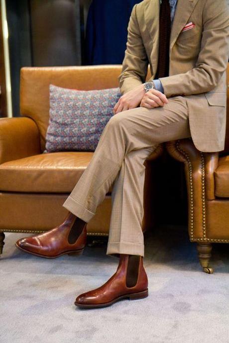 The Tan Summer Suit image