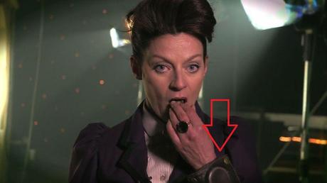 DOCTOR WHO – Seems Missy is Sporting Some New Bling in a Vortex Manipulator