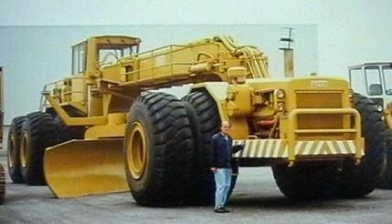 the largest earth moving grader ever made, the ACCO Grader