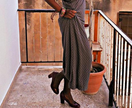 How to style a gray maxi dress details.jpg