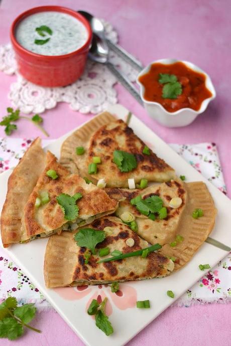 Afghani Bolani (Potato Stuffed Afghani Flat bread) Afghani Bolani (Potato Stuffed Afghani Flat bread)