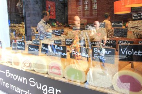 Belgium Diary: Window Shopping in Bruges & Brussels Window Shopping in Bruges