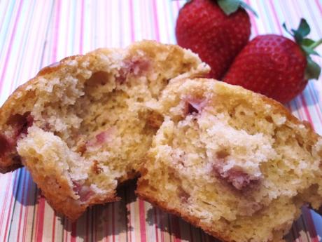 Low fat strawberry lemon cornmeal muffins