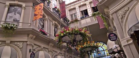 Travel Guide: Istanbul, Turkey by Neighborhood Travel Guide: Istanbul, Turkey by Neighborhood