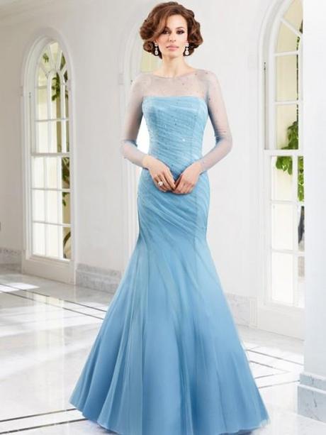 Be The Queen of Your Evening Party Be The Queen of Your Evening Party