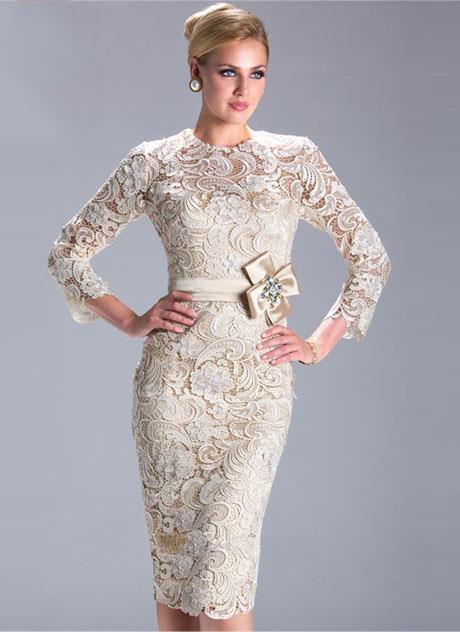 Be The Queen of Your Evening Party Be The Queen of Your Evening Party