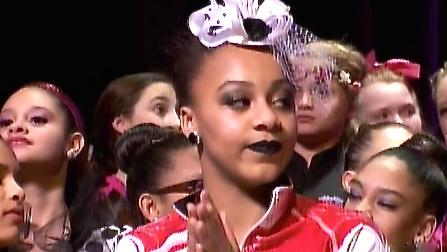 Dance Moms: The ALDC Returns To Pittsburgh And Immediately Splits In Half. It’s The Great Dance Mom Divide. nia