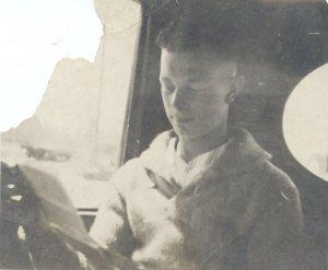 Becoming Dr. Pauling Young Pauling, ca. late 1910s.