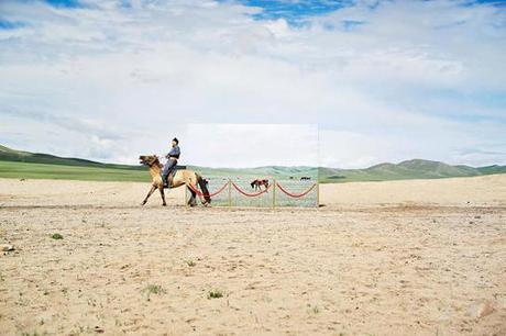Moving Photos Show Climate Change Destroying The Nomadic Way Of Life In Mongolia