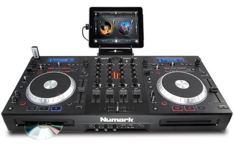 Numark Mixdeck Quad Universal DJ System Numark Mixdeck Quad Universal DJ System