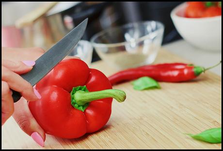 chop pepper_clean eating_insrt