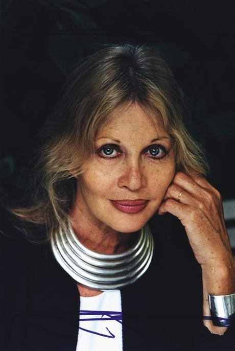 Fine Print: London Designer Anouska Hempel anouska-hempel-portrait-rizzoli