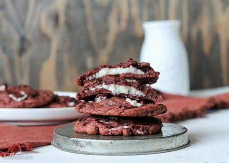 Red Velvet Oreo Cookies with Cream Cheese Filling These Red Velvet Oreo Cookies with Cream Cheese are from-scratch red velvet cookies with Red Velvet Oreos and mini chocolate chips folded in. The center has a luscious sweet cream cheese filling. These are some decadent cookies!