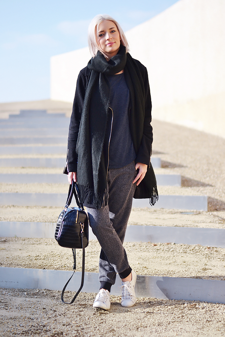 Outfit: dark colors by turn it inside out Outfitpost: topshop wool scarf, acne alternative, primark top, jumper, petrol blue, zara classy joggers, converse one star, mango crocodile bag