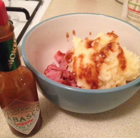 Recipe: Starter – Potato Skins with a Magic Ingredient Potato Skins - Tabasco #FunWIthFlavour