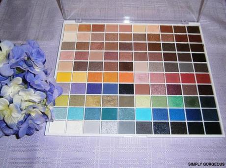 Editor’s Pick | Eyeshadow Palettes {Sephora, #flashmob, The Color Workshop, Santee Cosmetics, e.l.f.} OLYMPUS DIGITAL CAMERA