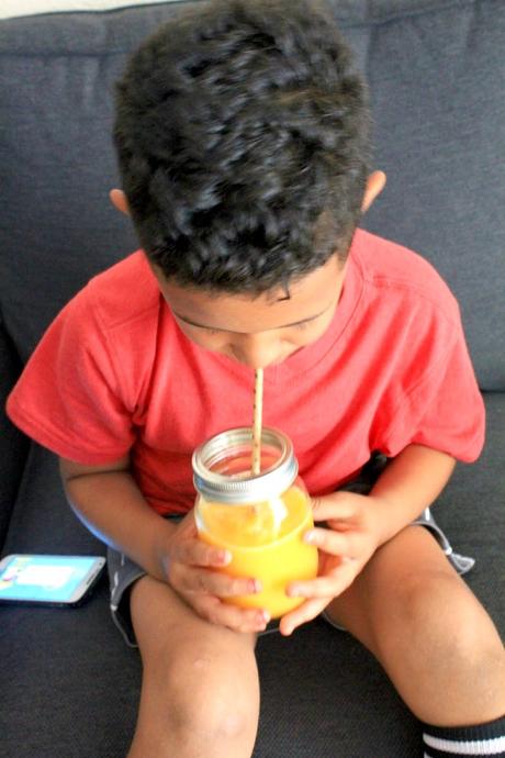 These kid-approved tropical fruit slushies are delicious and so easy to make! #KidsChoiceDrink #ad