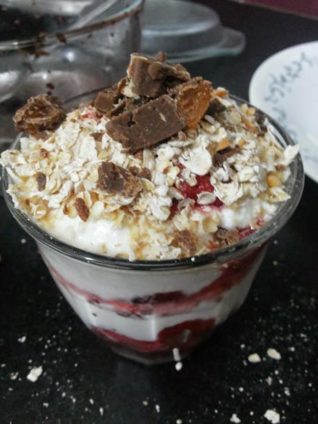 Strawberry and Yogurt Parfait topped with Oats Strawberry and Yogurt Parfait topped with Oats