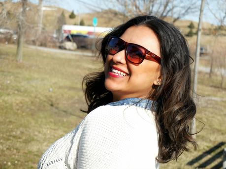 Smile's Away + $50 Shopping Spree to 9th & Elm Smile's Away + $50 Shopping Spree to 9th & Elm