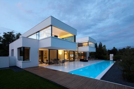 6 of the World’s Most Extravagant Homes 6 of the World’s Most Extravagant Homes