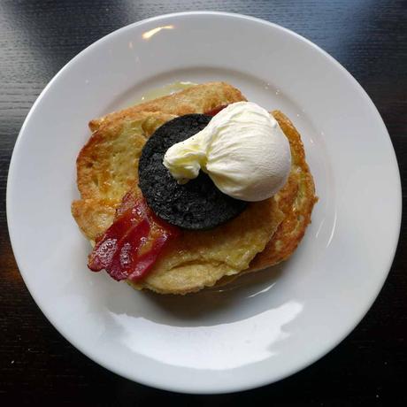 Brunch review: The Salisbury Bar, 72 Nithsdale Rd, Glasgow G41 2AN The Salisbury Bar - Salisbury stack