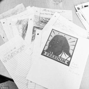 Third grade teacher suspended for having her students write ‘get well soon’ cards for convicted cop killer Mumia mumia card