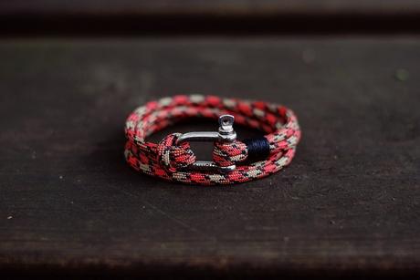 MonsieurBojangles Paracord Braclets MonsieurBojangles Paracord Braclets